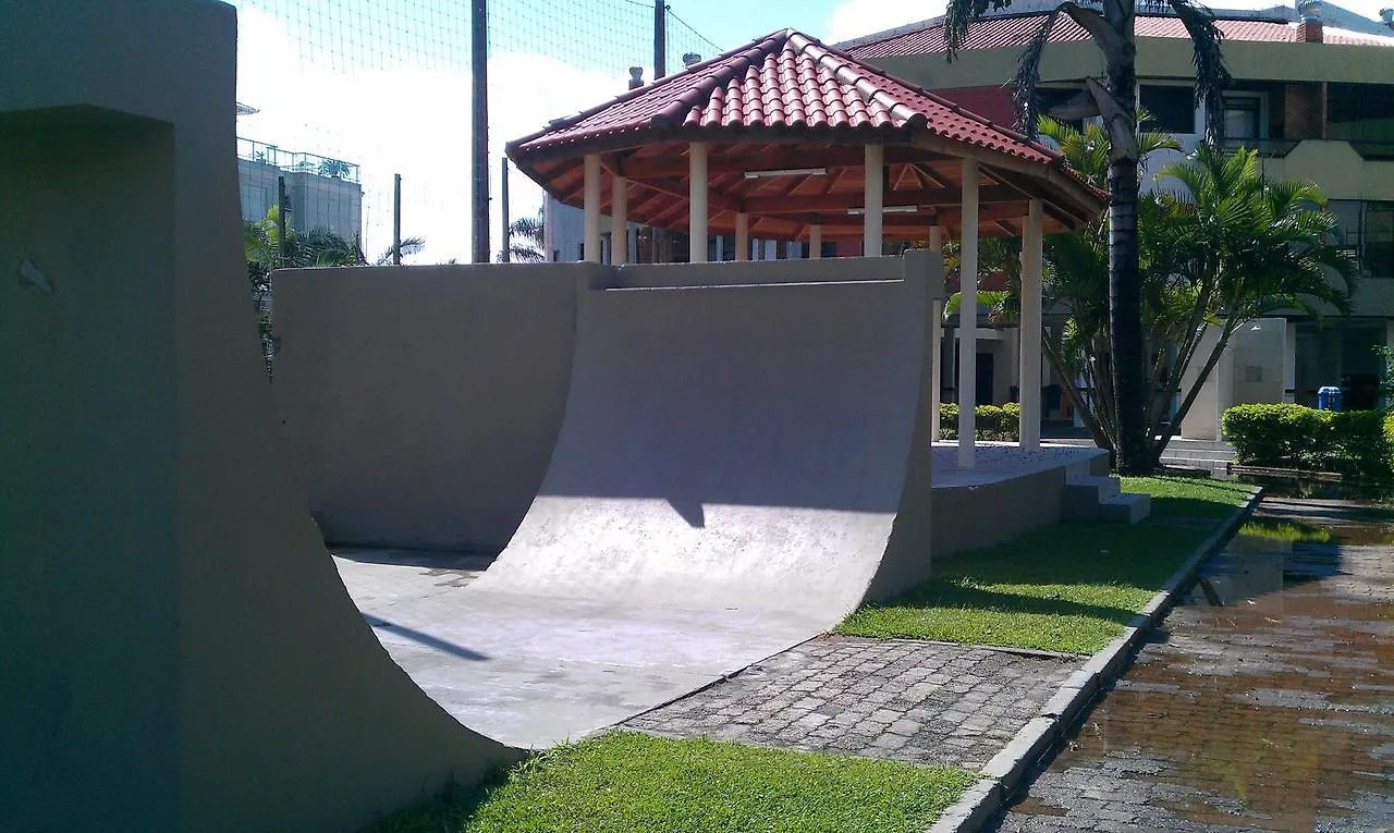 Linda Cobertura Frente Mar Com Piscina Privativa E Pe Na Areia! Apartment Florianopolis Brazil